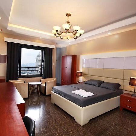 Malate Bayview Mansion City View Manila Esterno foto