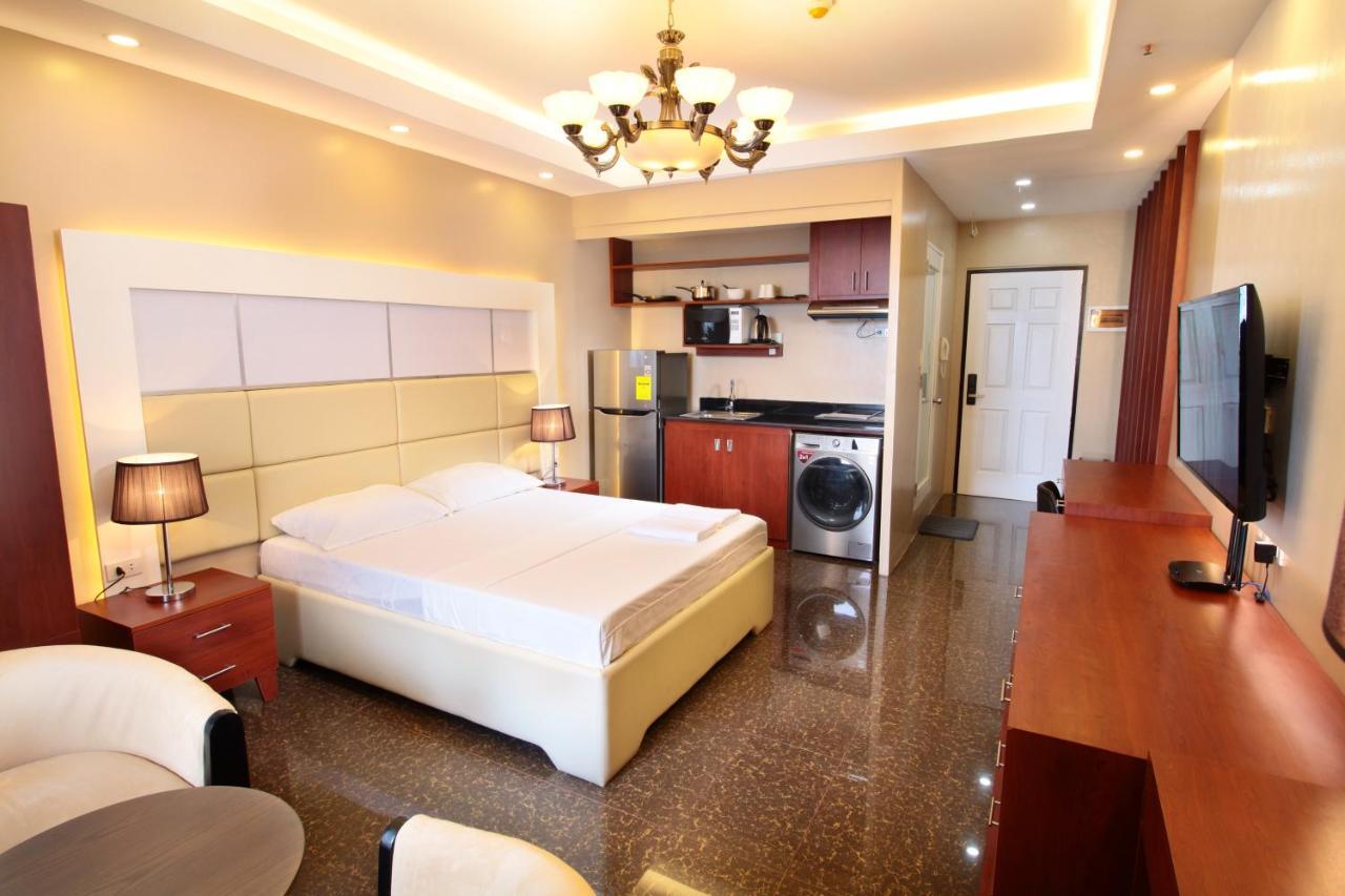 Malate Bayview Mansion City View Manila Esterno foto