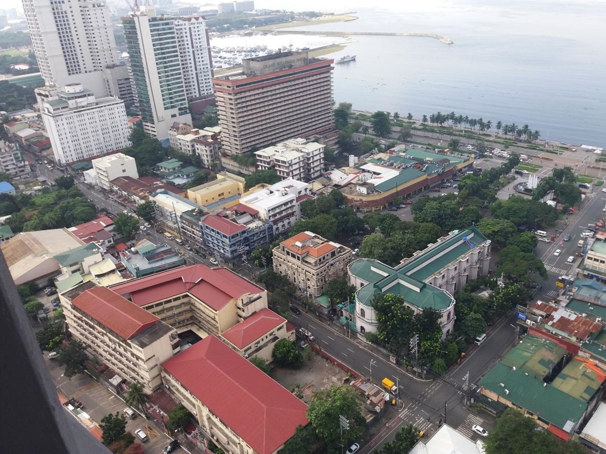 Malate Bayview Mansion City View Manila Esterno foto