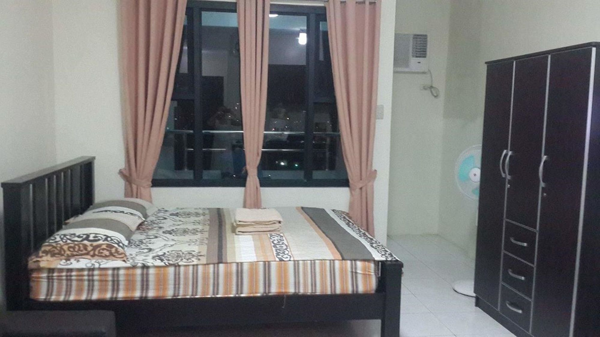 Malate Bayview Mansion City View Manila Esterno foto